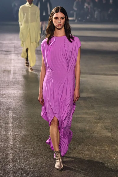 Look 22